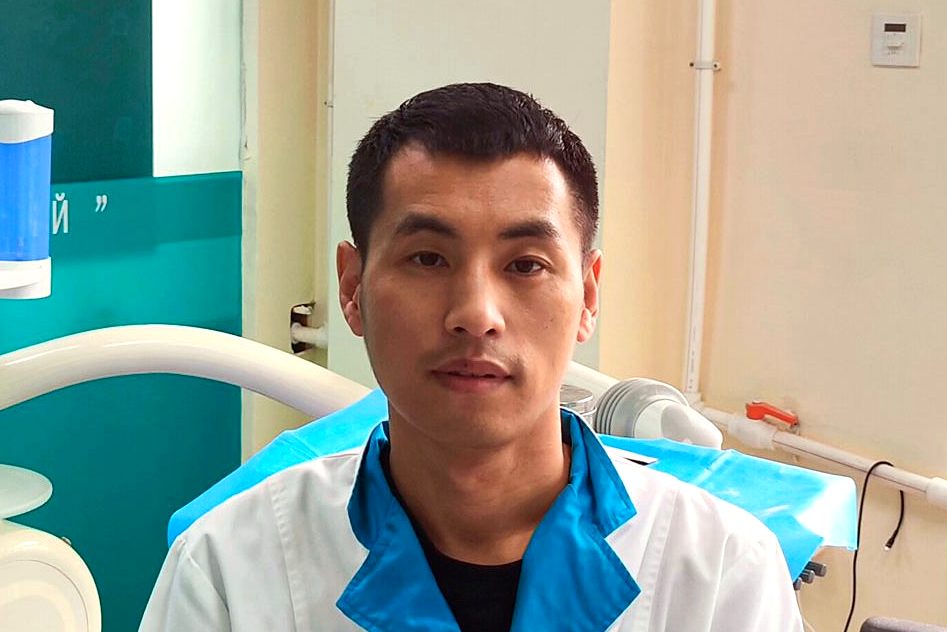 Врач стоматологии Stoma Heihe